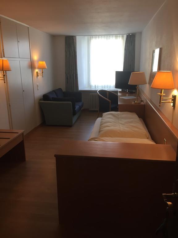 Hotel Schwert Näfels Buitenkant foto