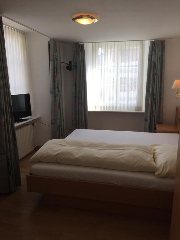 Hotel Schwert Näfels Buitenkant foto