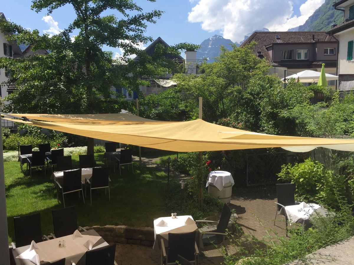 Hotel Schwert Näfels Buitenkant foto